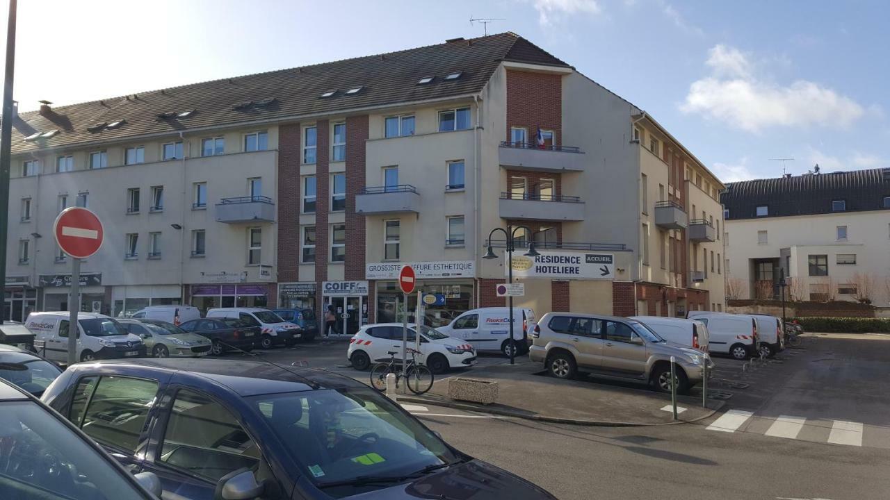 Residence Hoteliere Poincare Margny-les-Compiegne Exterior photo